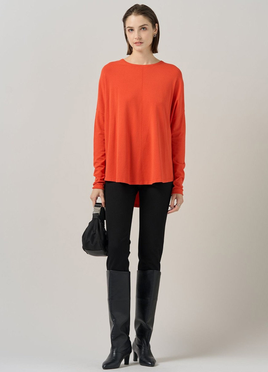 定番寬版圓領長袖針織上衣